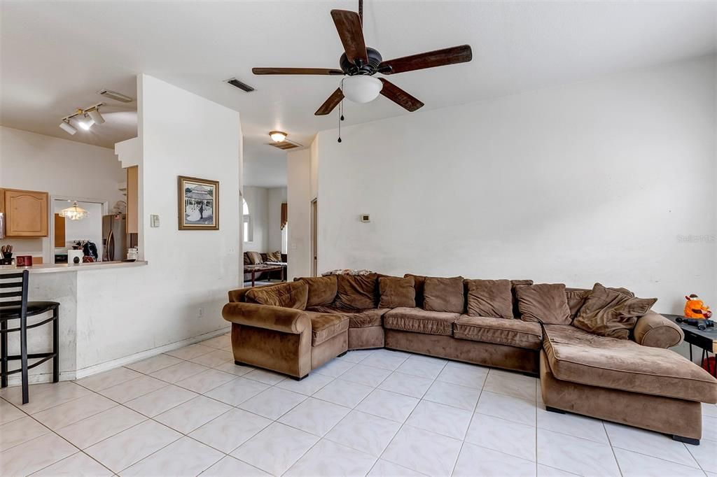 For Sale: $490,000 (4 beds, 2 baths, 2172 Square Feet)