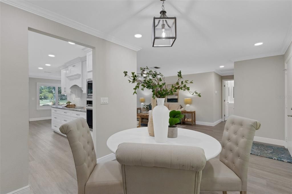 Dining area located upon entry and open to kitchen for the perfect flow~