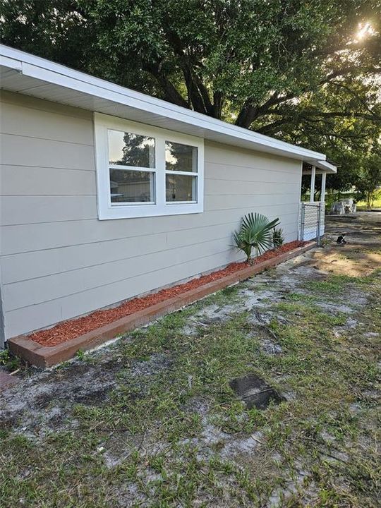 For Sale: $241,000 (3 beds, 2 baths, 1252 Square Feet)