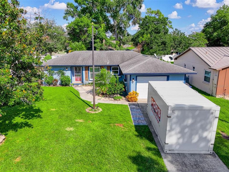 For Sale: $355,000 (3 beds, 2 baths, 1164 Square Feet)