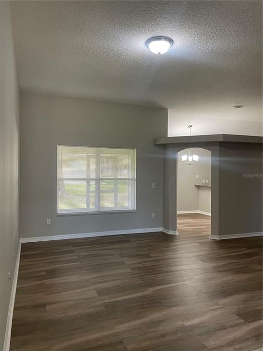 For Rent: $2,500 (3 beds, 2 baths, 1666 Square Feet)