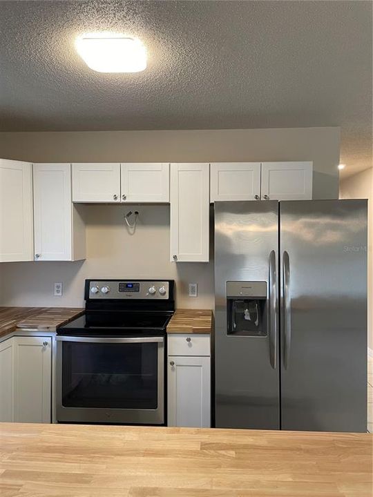 For Rent: $2,400 (3 beds, 2 baths, 1278 Square Feet)