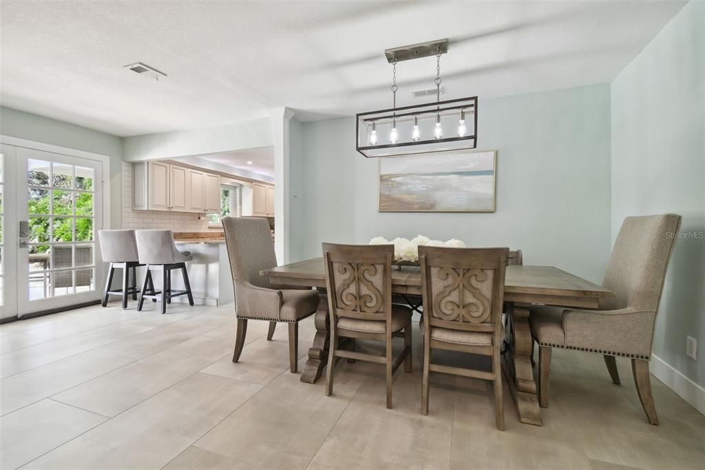 Active With Contract: $525,000 (4 beds, 2 baths, 2146 Square Feet)