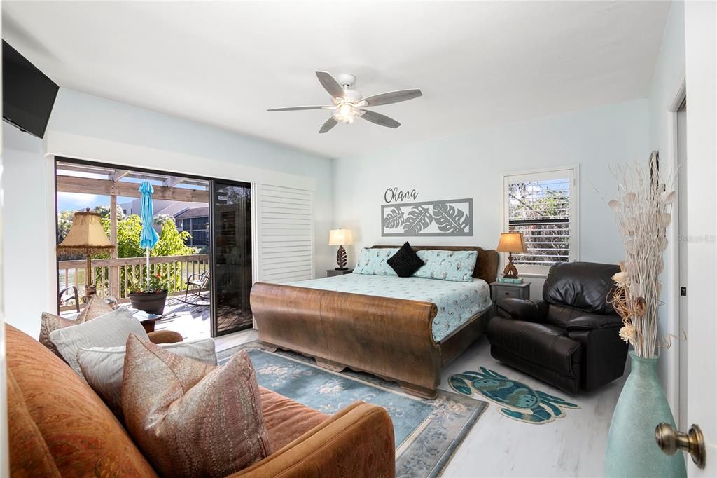 For Sale: $365,000 (2 beds, 2 baths, 1285 Square Feet)