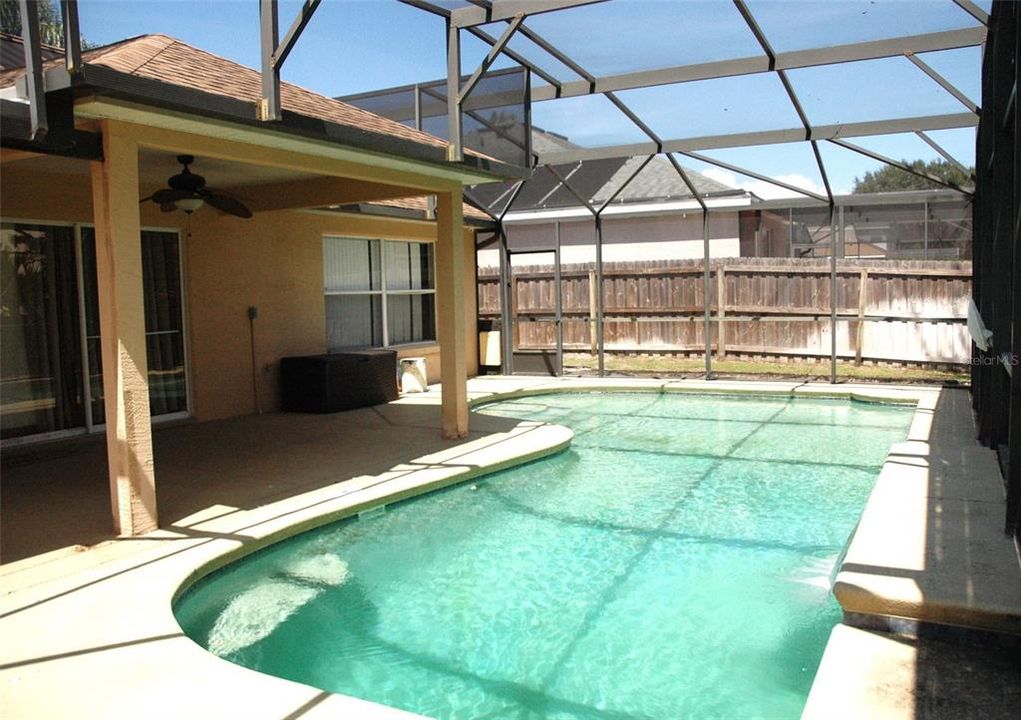 Large L shaped pool