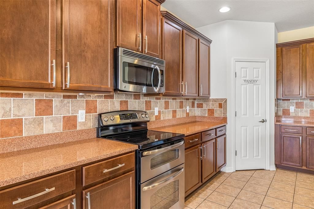 Plenty of Counter Space and Cabinetry!