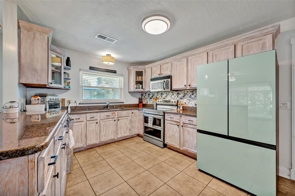 For Sale: $649,000 (4 beds, 2 baths, 2241 Square Feet)