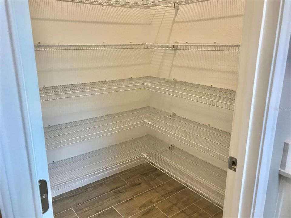 Walk in pantry