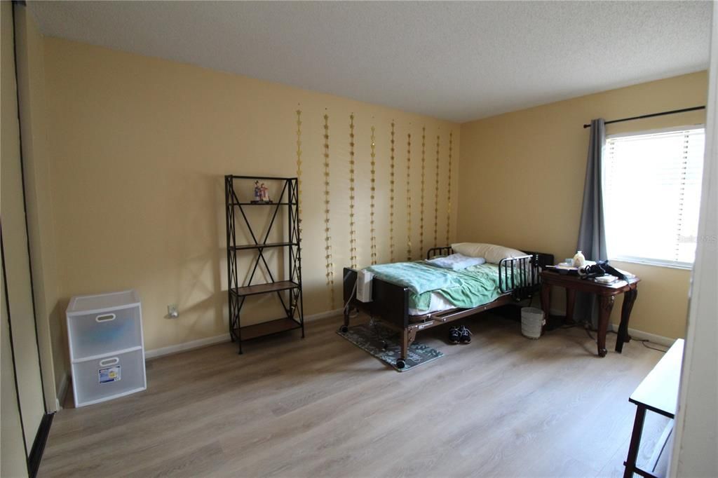 For Sale: $201,000 (3 beds, 2 baths, 1473 Square Feet)