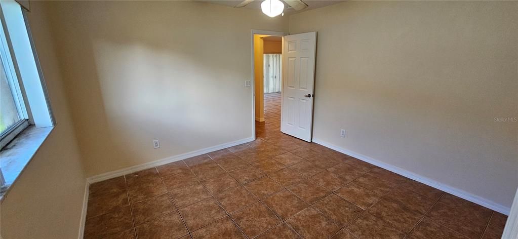 For Rent: $1,675 (3 beds, 2 baths, 1373 Square Feet)