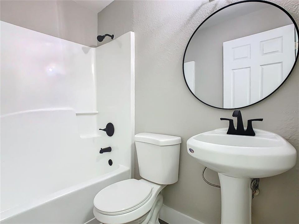 For Sale: $219,900 (3 beds, 2 baths, 980 Square Feet)