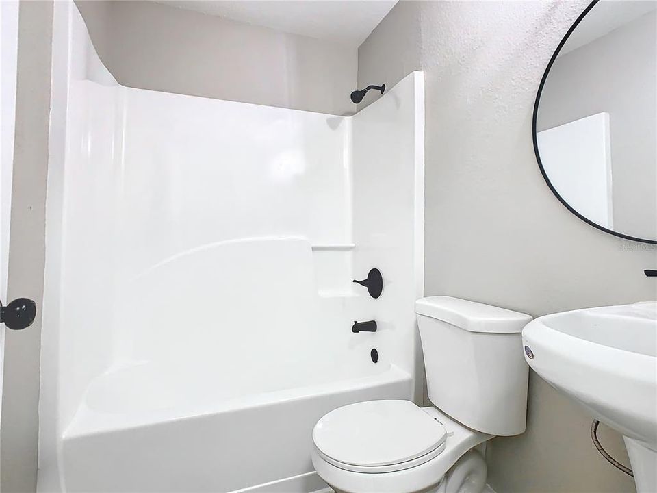 For Sale: $219,900 (3 beds, 2 baths, 980 Square Feet)