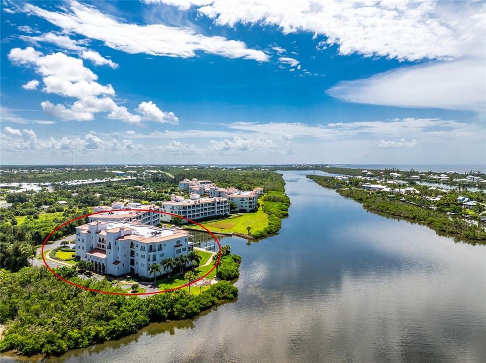 For Sale: $725,000 (2 beds, 2 baths, 1688 Square Feet)