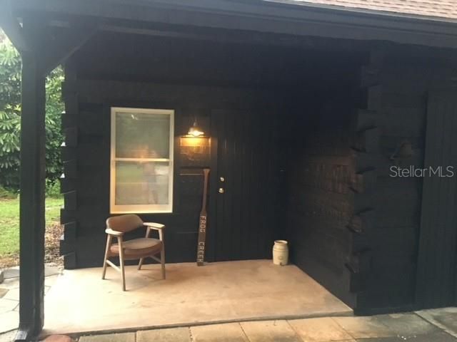 guest cabin front porch