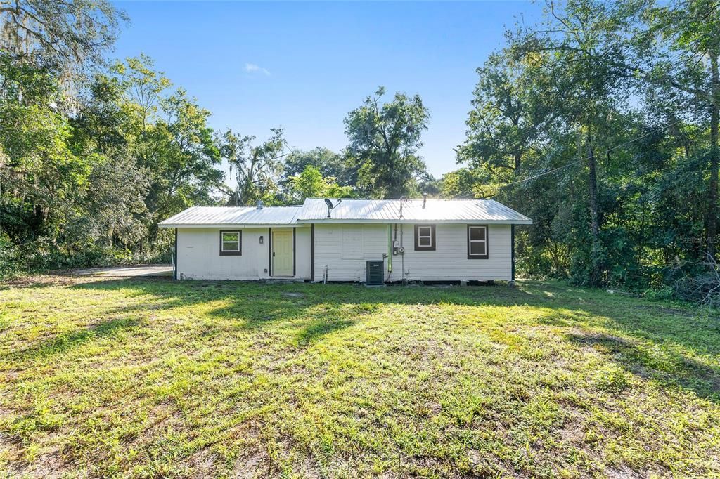 For Sale: $222,500 (3 beds, 2 baths, 1120 Square Feet)