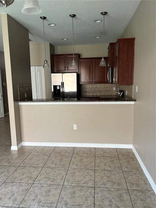 For Rent: $1,895 (3 beds, 2 baths, 1496 Square Feet)