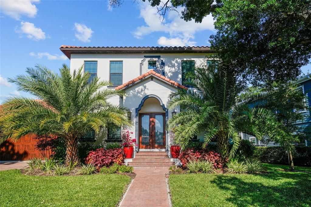 For Sale: $2,750,000 (5 beds, 4 baths, 4277 Square Feet)