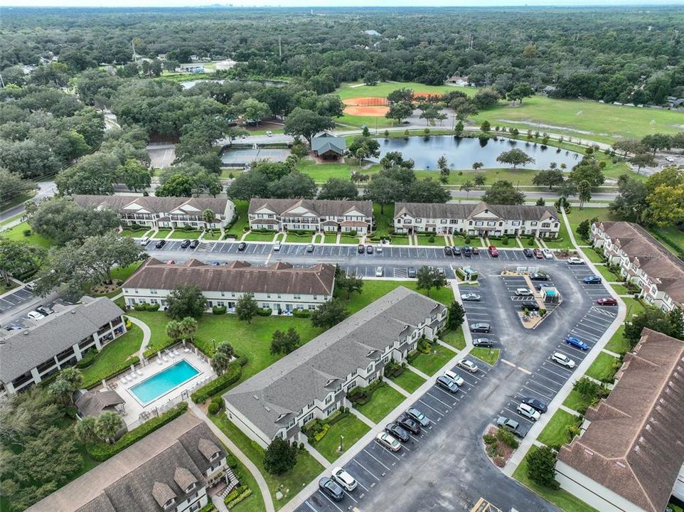 Located just minutes from Tuskawilla Rd, SR 434, 417 with easy access to Trotwood Park, Tuscawilla Country Club, Central Winds Park, the cities of Oviedo and Winter Springs, local shopping and dining!