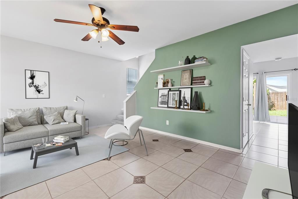 For Sale: $393,500 (4 beds, 2 baths, 1526 Square Feet)