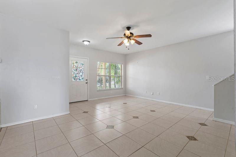 For Sale: $393,500 (4 beds, 2 baths, 1526 Square Feet)