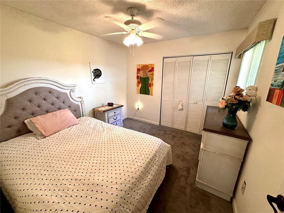 For Sale: $289,900 (2 beds, 2 baths, 1135 Square Feet)