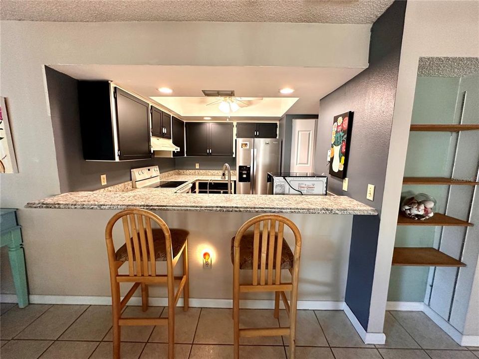 For Sale: $289,900 (2 beds, 2 baths, 1135 Square Feet)