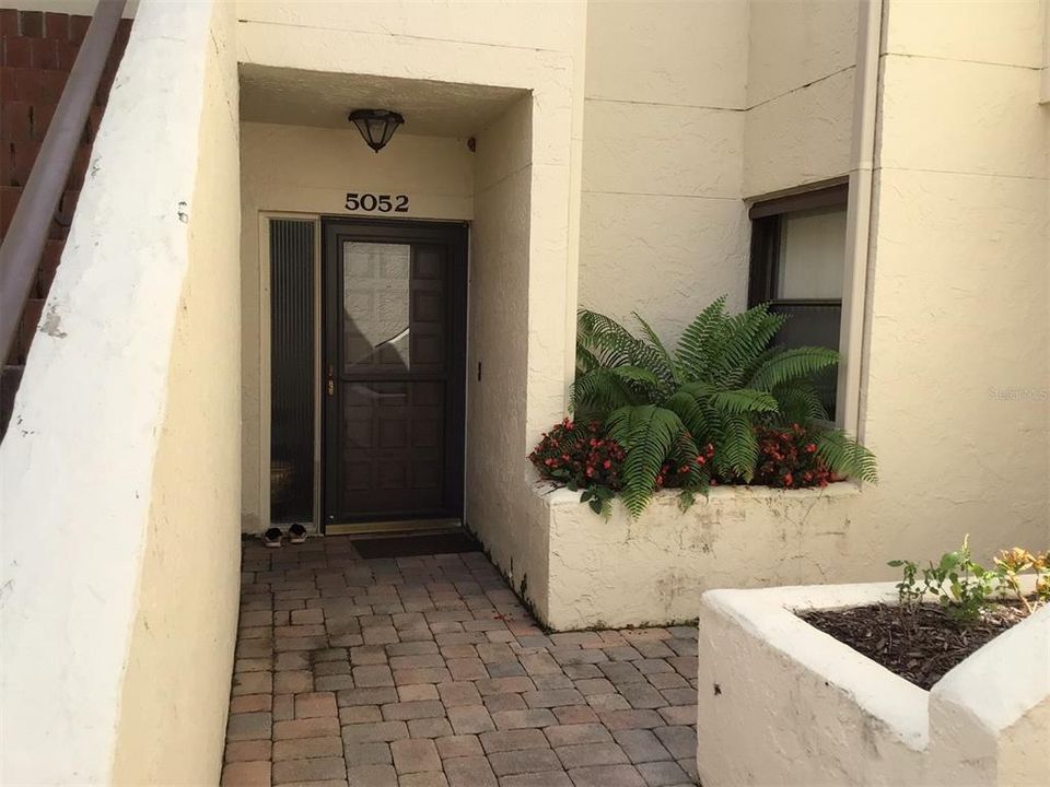 For Rent: $1,900 (2 beds, 2 baths, 1191 Square Feet)