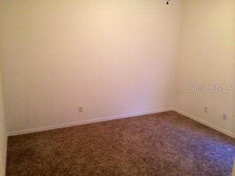 For Rent: $2,000 (4 beds, 2 baths, 2238 Square Feet)