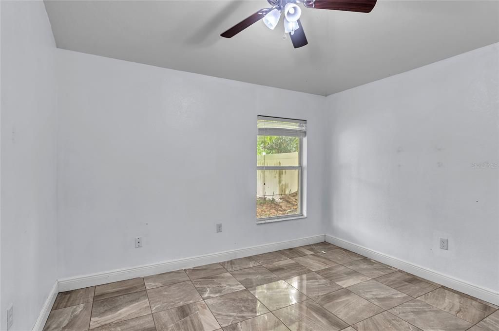 For Sale: $390,000 (4 beds, 2 baths, 1800 Square Feet)