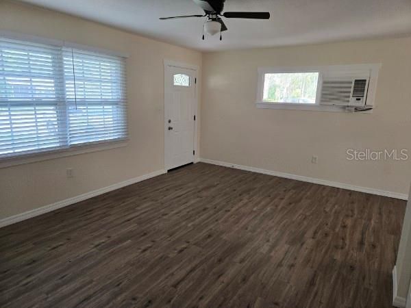 For Rent: $1,450 (2 beds, 1 baths, 768 Square Feet)