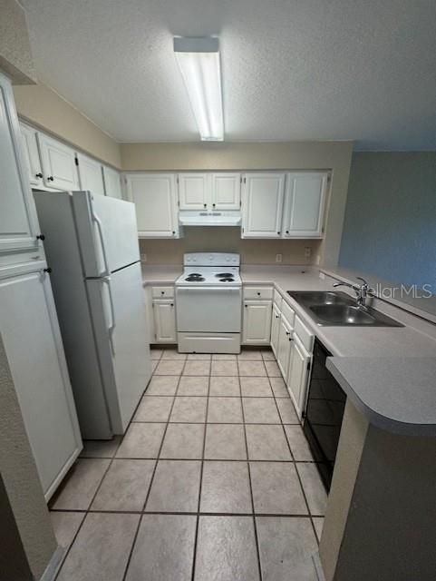 For Sale: $230,000 (2 beds, 2 baths, 1020 Square Feet)