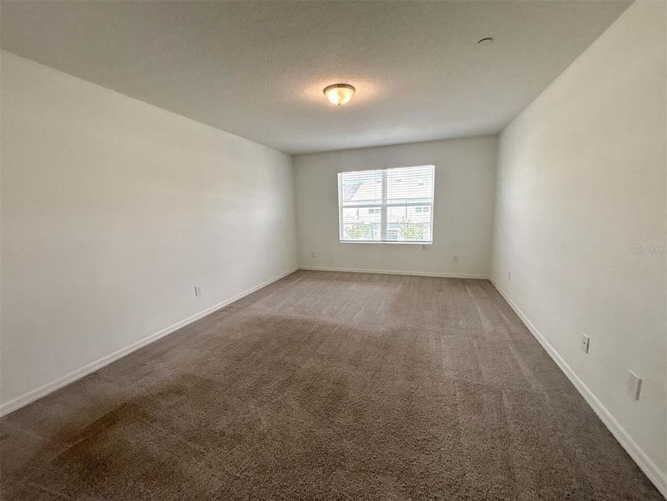 For Rent: $2,300 (3 beds, 2 baths, 1438 Square Feet)