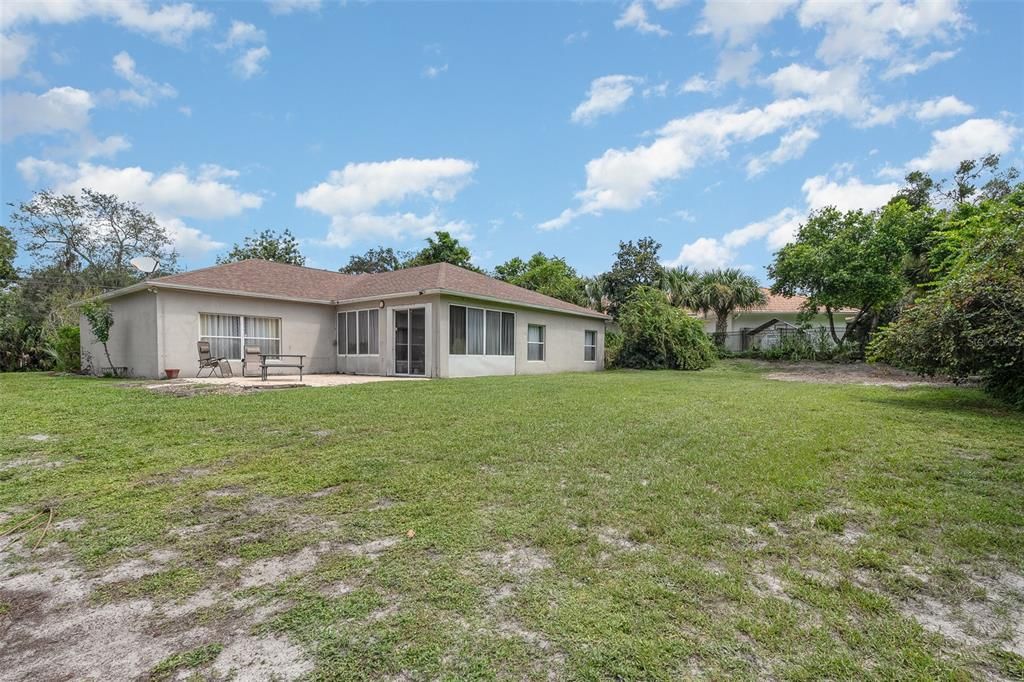 For Sale: $545,000 (3 beds, 2 baths, 2364 Square Feet)