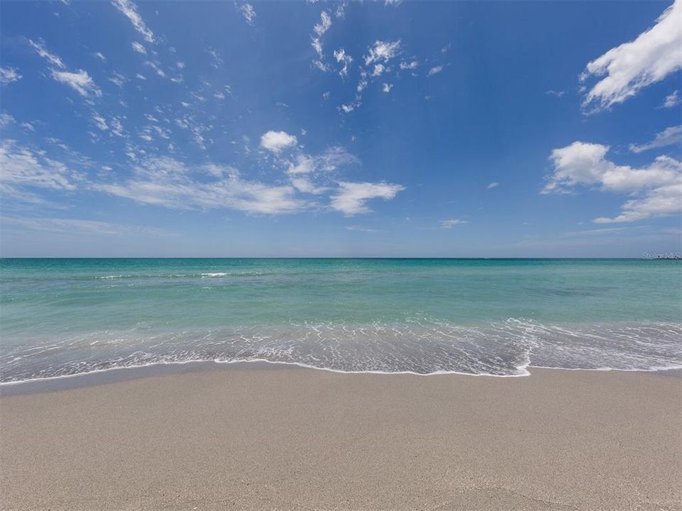 The crystal pristine beach of the beautiful Gulf of Mexico are so close!