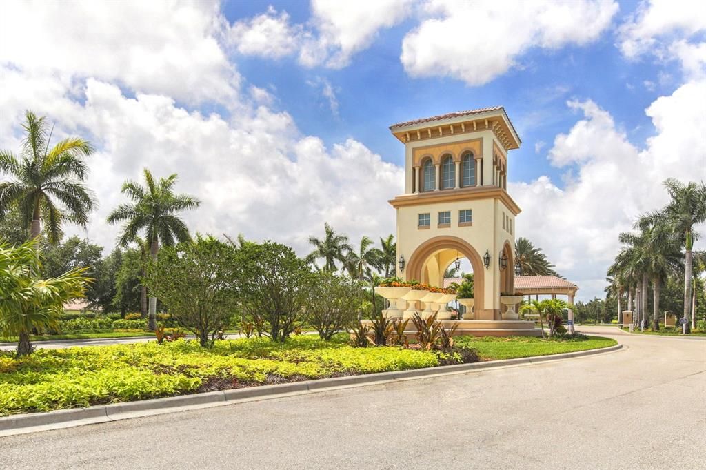 The beautiful entrance to Islandwalk, includes a full time guard and gate