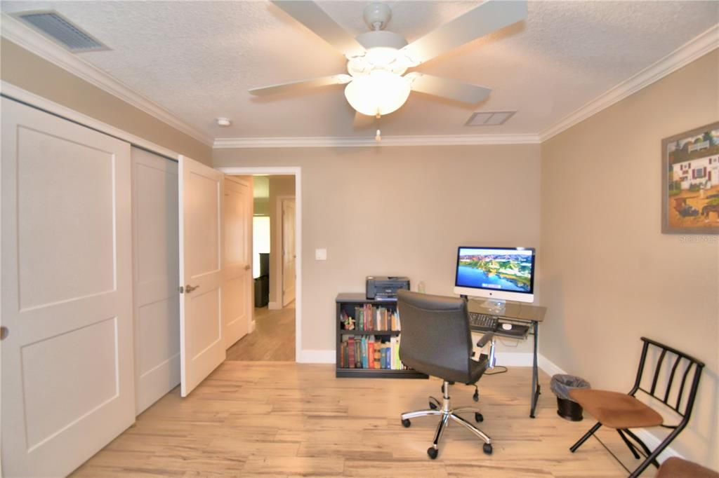 For Sale: $309,900 (3 beds, 2 baths, 1548 Square Feet)