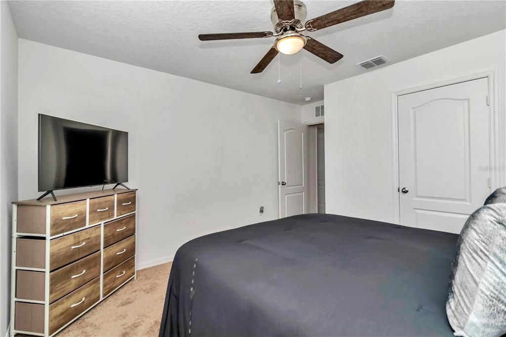 For Sale: $350,000 (4 beds, 2 baths, 1680 Square Feet)