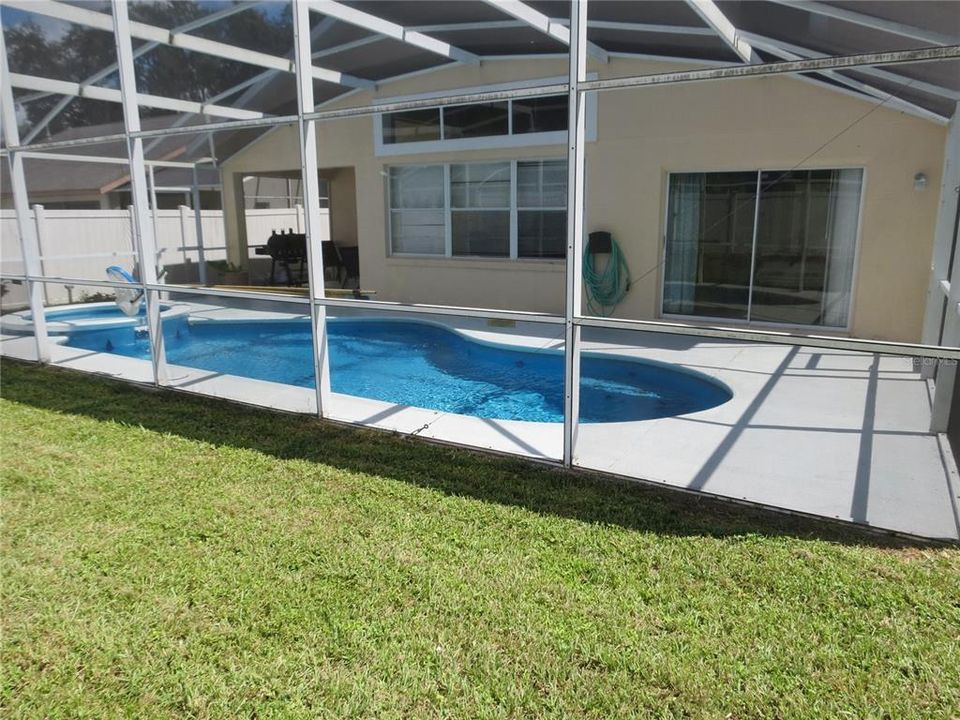 En Venta: $429,900 (5 camas, 3 baños, 2224 Pies cuadrados)