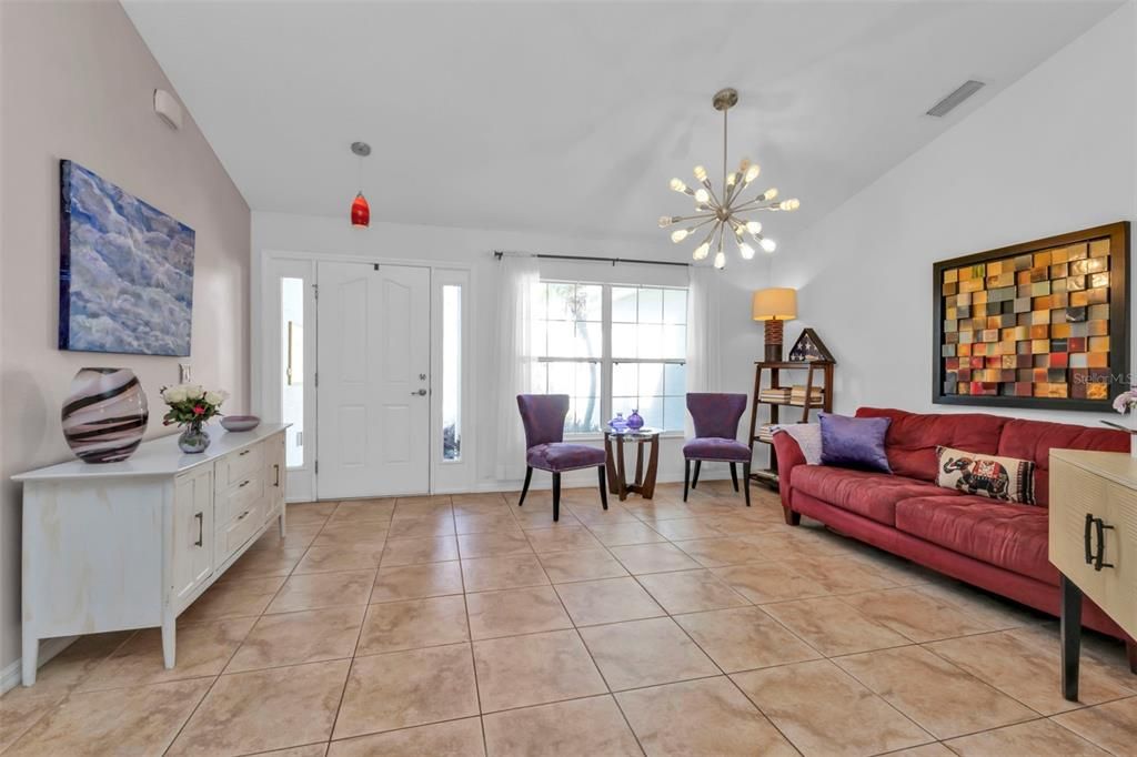 For Sale: $405,000 (3 beds, 2 baths, 1870 Square Feet)