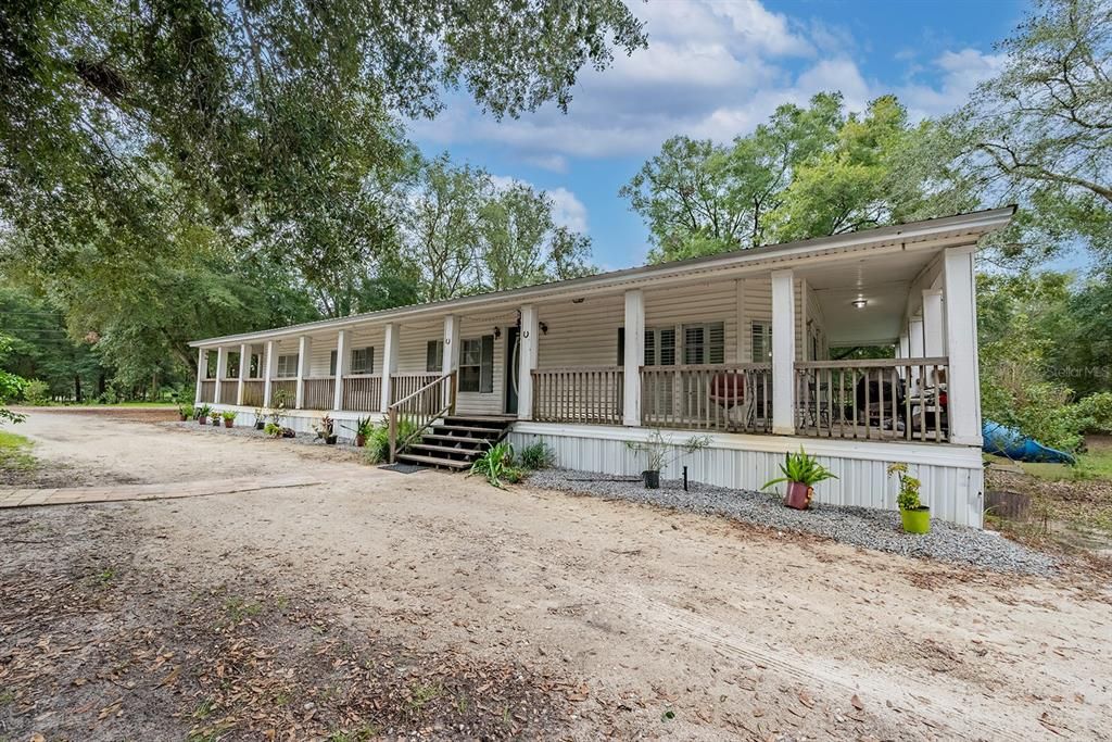 For Sale: $395,000 (3 beds, 2 baths, 1660 Square Feet)