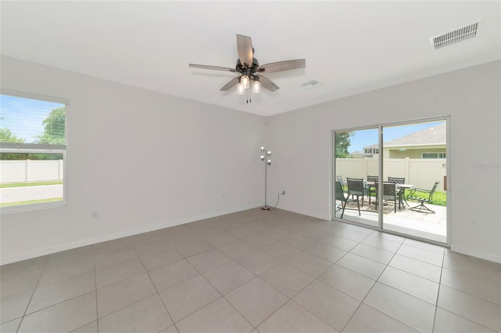 For Sale: $440,000 (3 beds, 2 baths, 1487 Square Feet)