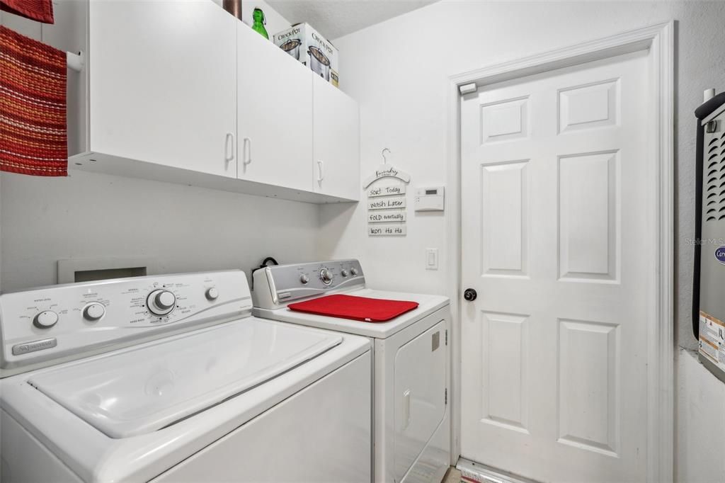 For Sale: $399,900 (3 beds, 2 baths, 1642 Square Feet)