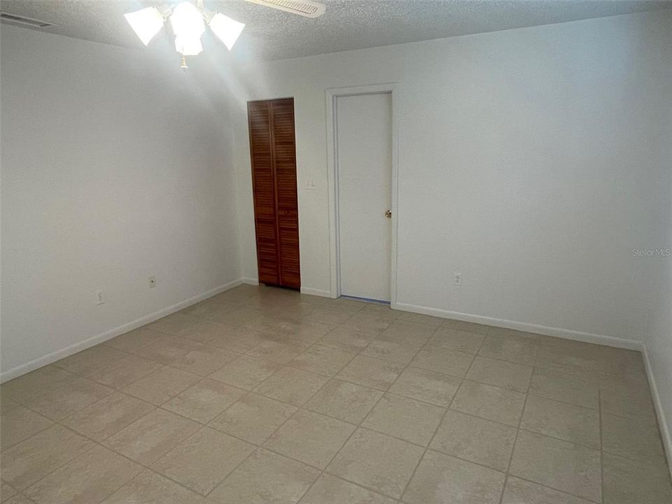 For Rent: $2,295 (3 beds, 2 baths, 1517 Square Feet)