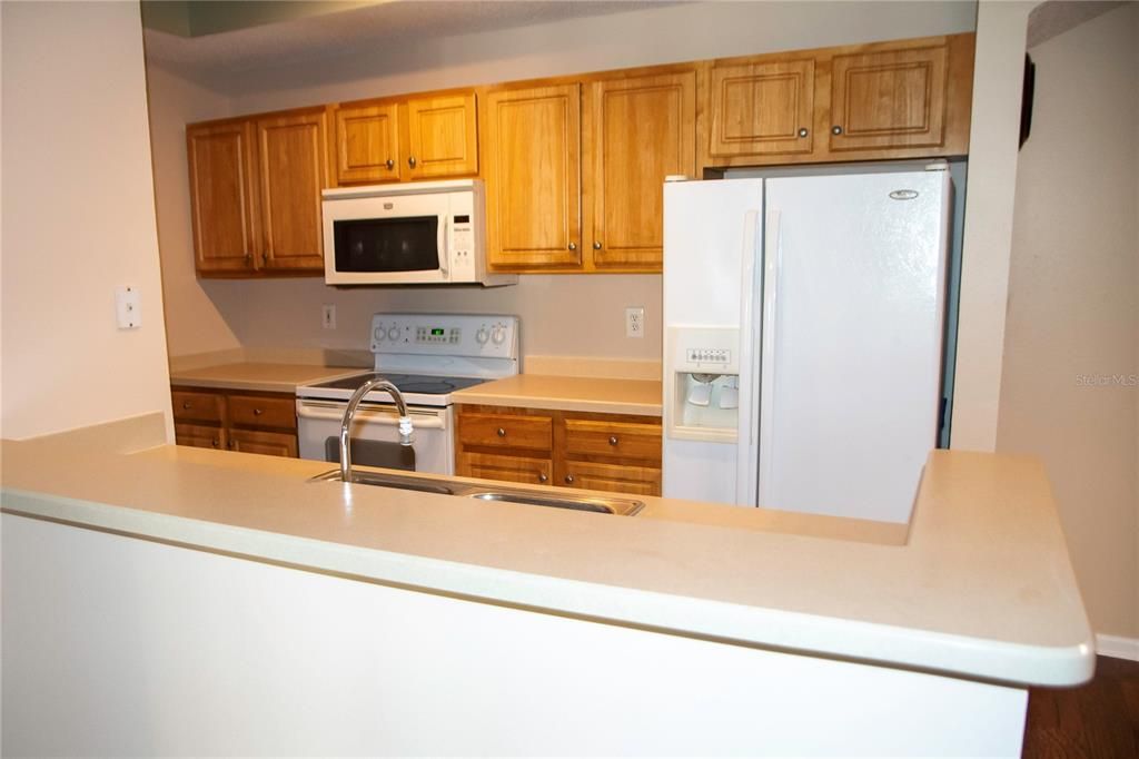 For Sale: $262,500 (2 beds, 2 baths, 1120 Square Feet)