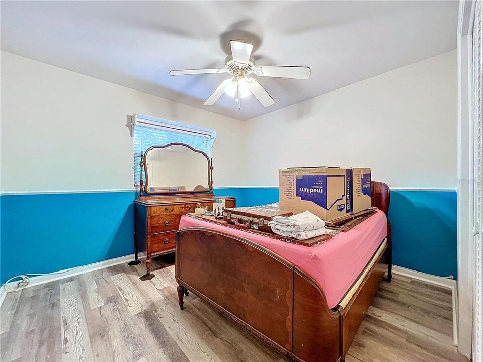 For Sale: $345,000 (3 beds, 2 baths, 1751 Square Feet)