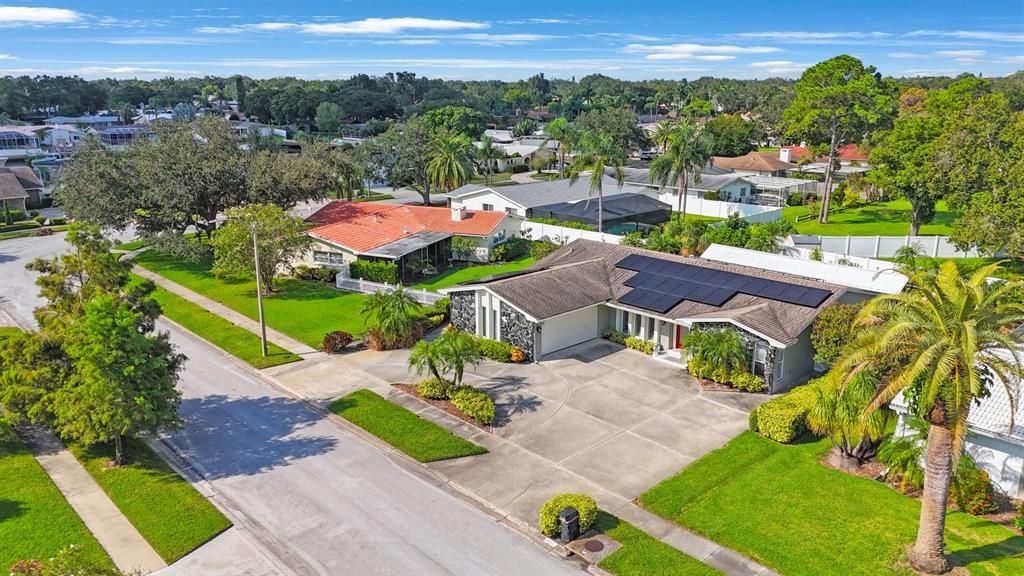 For Sale: $649,900 (3 beds, 2 baths, 2143 Square Feet)