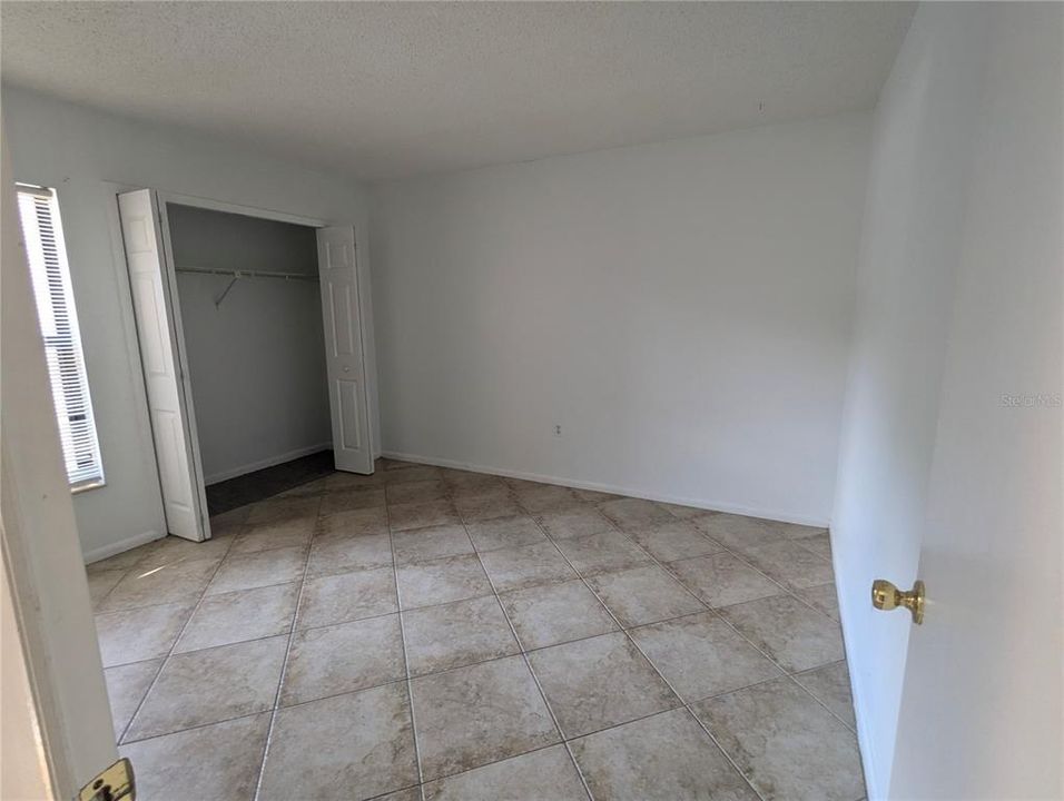 For Sale: $235,000 (2 beds, 2 baths, 1000 Square Feet)