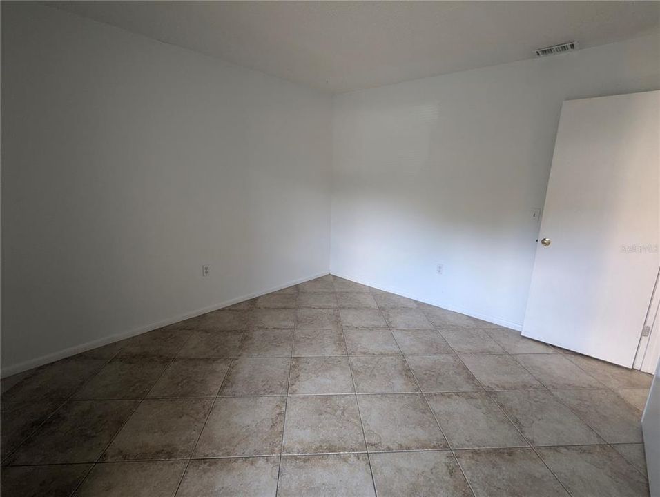 En Venta: $235,000 (2 camas, 2 baños, 1000 Pies cuadrados)