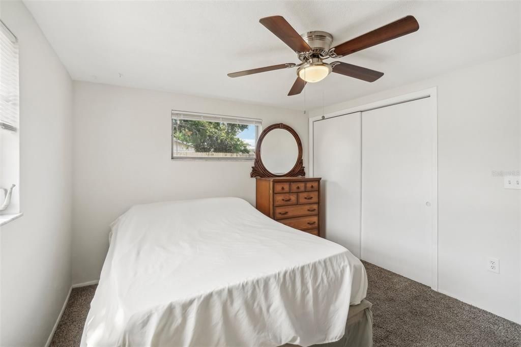 For Sale: $265,000 (2 beds, 2 baths, 1264 Square Feet)