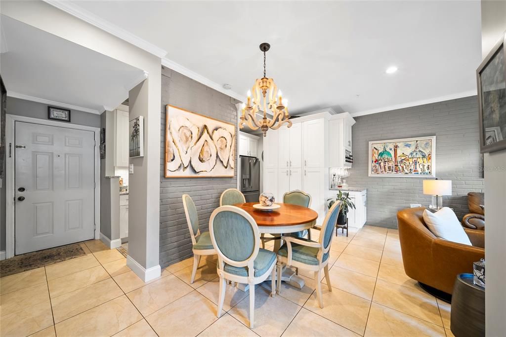 For Sale: $534,900 (2 beds, 2 baths, 1145 Square Feet)